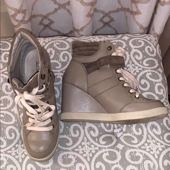 spring wedge sneakers